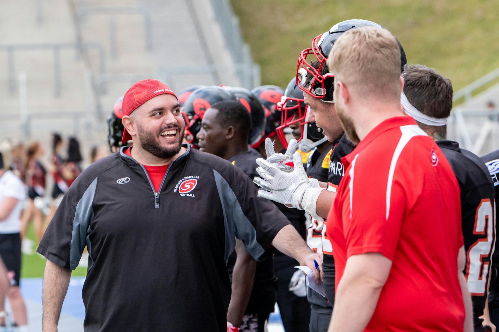 Christos Lambropoulos (links), Trainer der Cologne Centurions