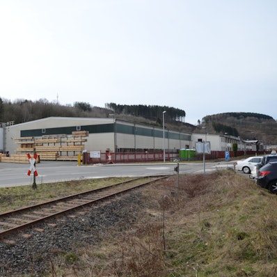 Eine der Hallen des Hellenthaler Schoeller-Werks.