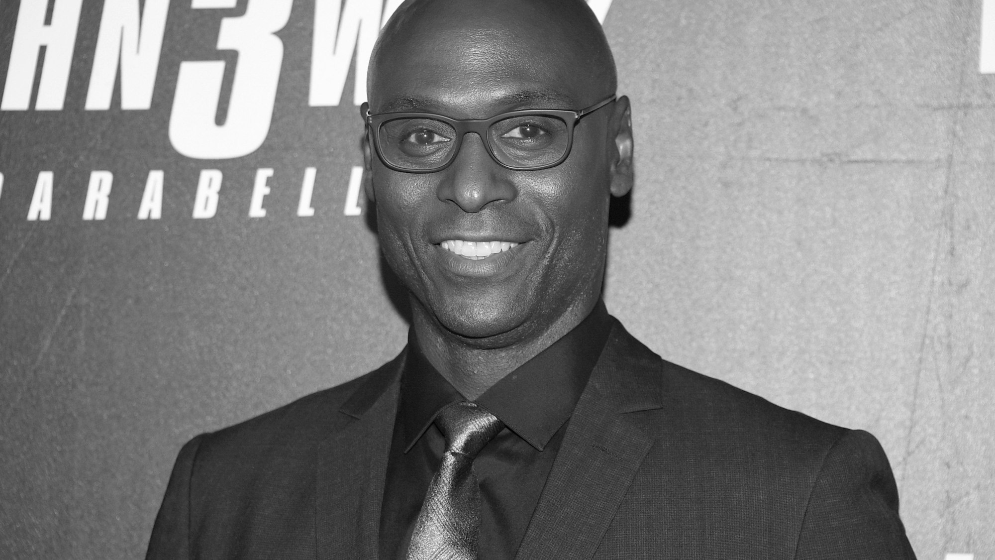 Lance Reddick, US-Schauspieler, kommt zur Weltpremiere von "John Wick: Kapitel 3 - Parabellum" in schwarzweiß.