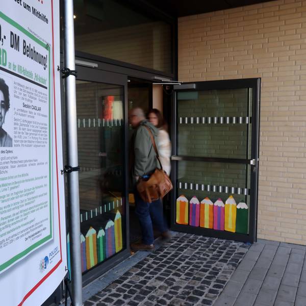 In einer Schule in Poll wurde eine DNA-Entnahme-Station eingerichtet. Nabil Hanano