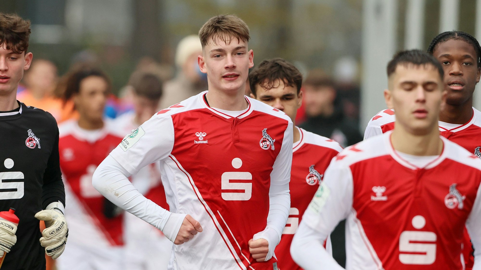1.FC Köln U19 vs. Holstein Kiel, U19, A Junioren, DFB Pokal der Junioren, Mitte: Marlon Monning (1. FC Köln), 10.12.2022, Bild: Herbert Bucco