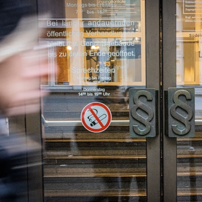 Der Eingang zum Landgericht in Bonn