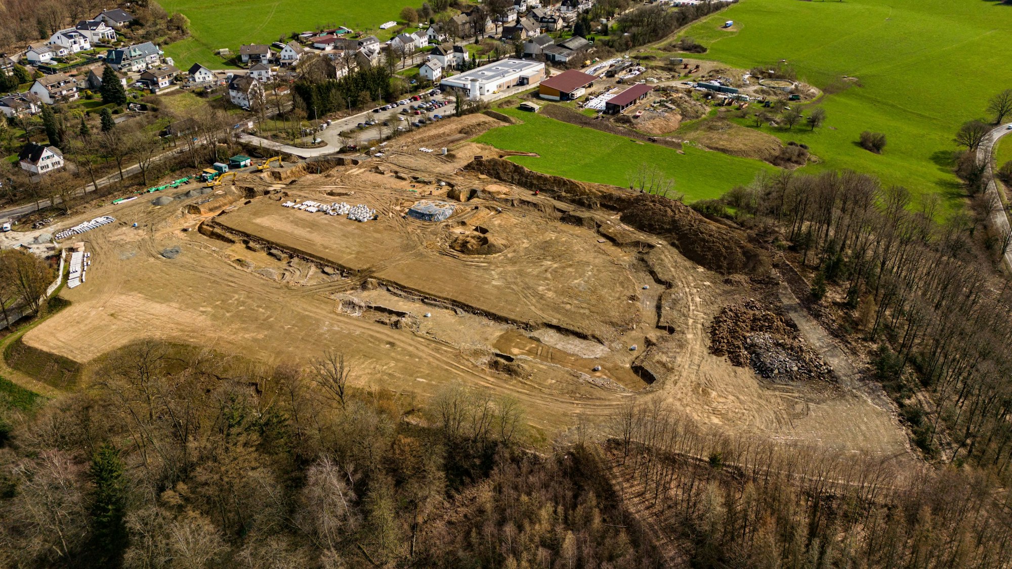 Man sieht das Areal des Neubaugebiets aus der Vogelperspektive.