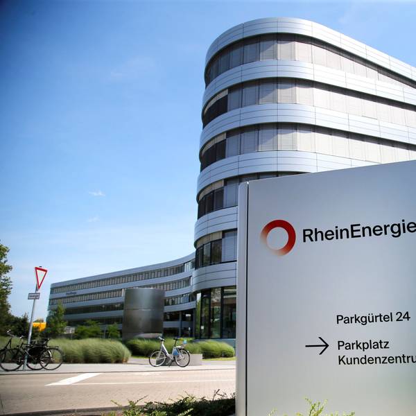 Rheinenergie-Zentrale im Parkgürtel in Köln