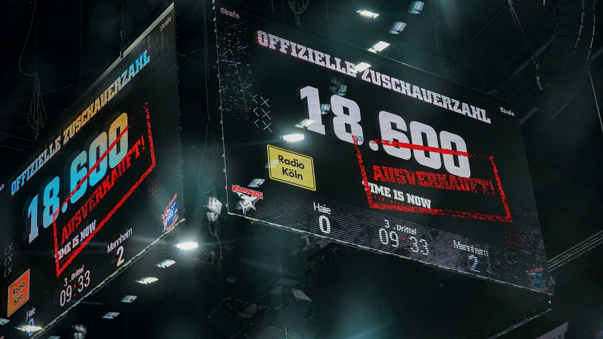 Ein ausverkauftes Haus und dann 10.500 verkaufte Tickets mehr als in der Krefelder Yayla Arena könnte es für die Haie am Sonntag in Viertelfinalspiel sechs geben.