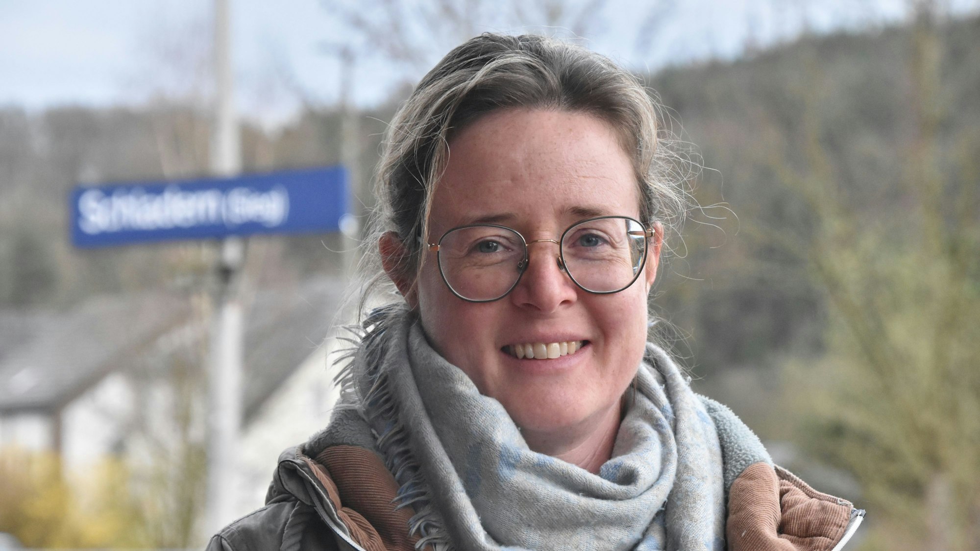 Frauke Hofmann aus Windeck, eine blonde Frau mittleren Alters.