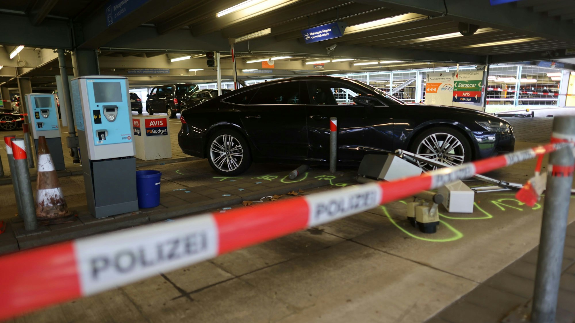Köln, RSK, Amokfahrt am Flughafen