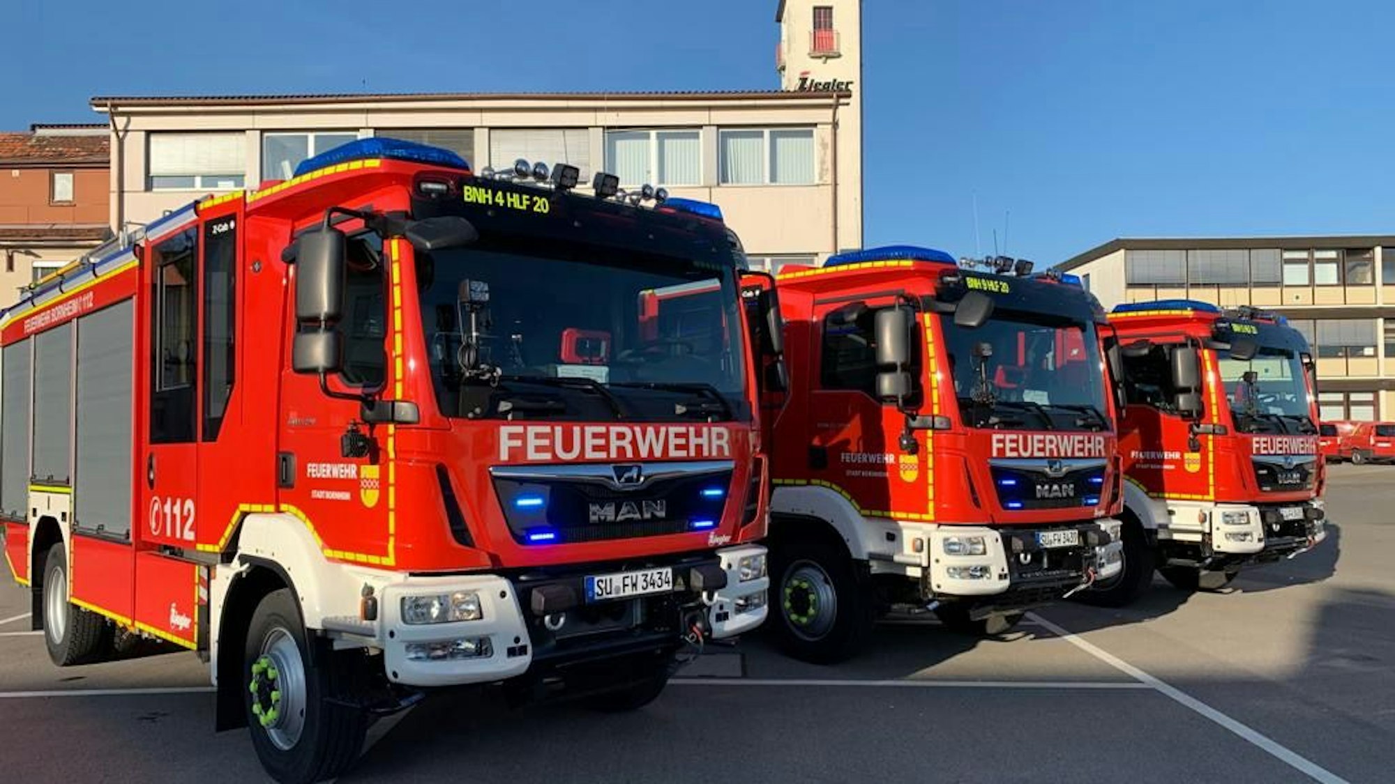 Die Stadt Bornheim modernisiert sukzessive den Fuhrpark ihrer Freiwilligen Feuerwehr. Nach und nach wurden bzw. werden insgesamt sechs Fahrzeuge und ein Feuerwehrboot ausgeliefert. Foto: Stadt Bornheim