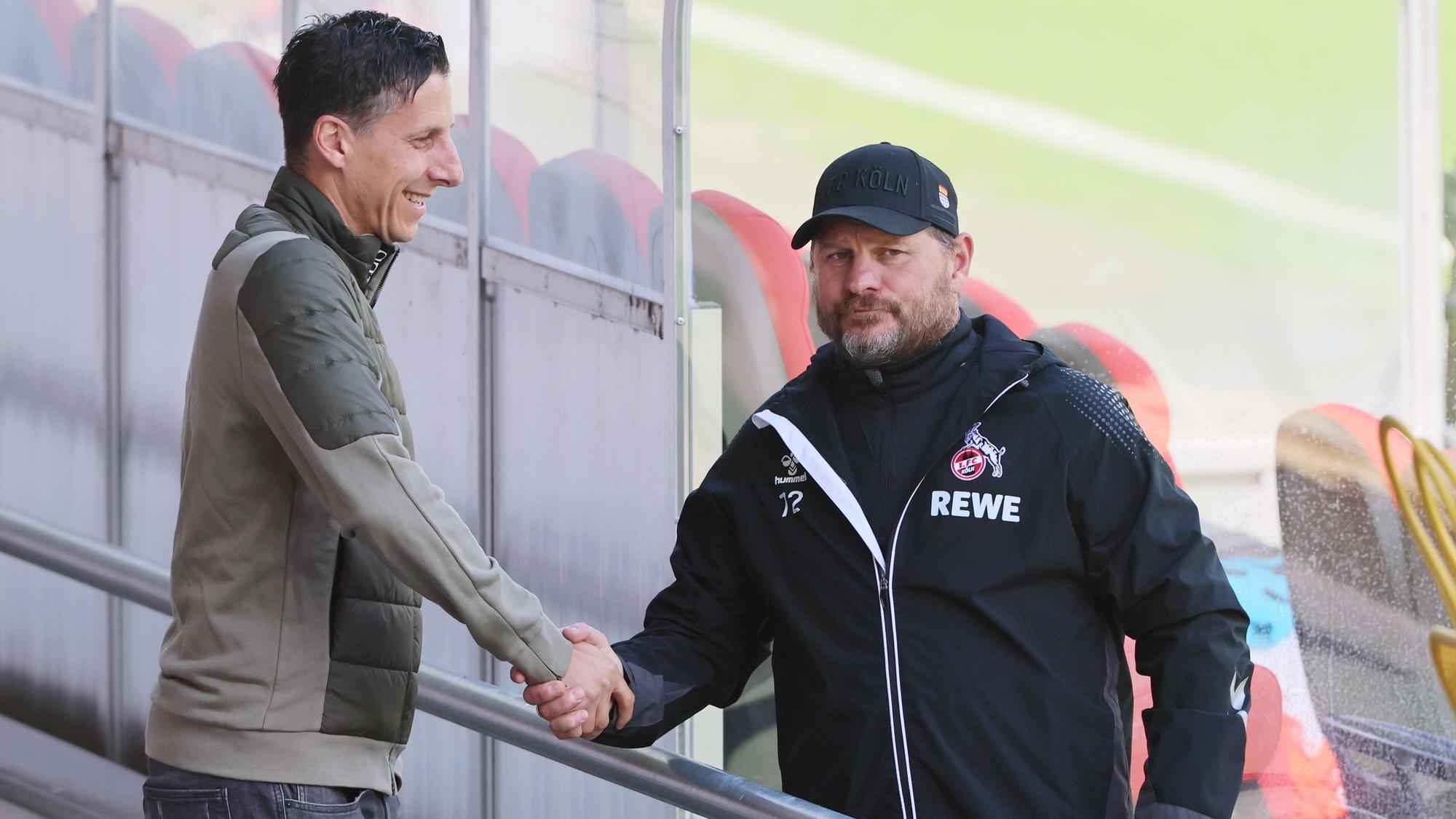 1. FC Köln, Training, von links: Christian Keller, Steffen Baumgart (1. FC Köln), 17.09.2022, Bild: Herbert Bucco