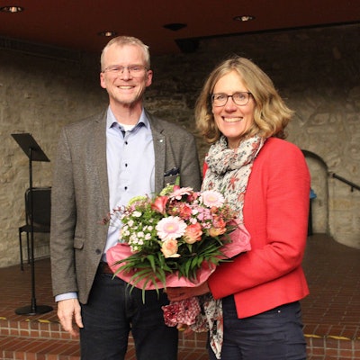 Barbara Kirschner mit Bergisch Gladbachs Bürgermeister Frank Stein.