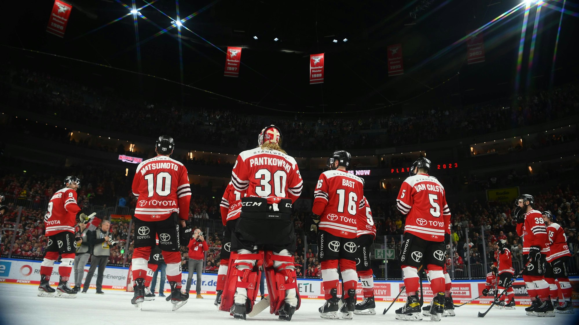 COLOGNE, GERMANY - 26.03.23: Hockey match DEL KOELNER HAIE - ADLER MANNHEIM at Lanxess Arena PUBLICATIONxNOTxINxRUS Copyright: xVITALIIxKLIUIEVx