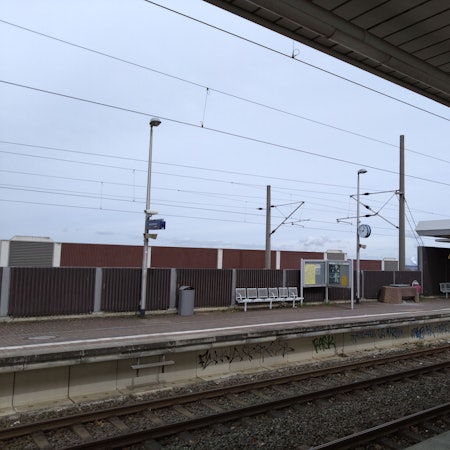 Das Foto zeigt den Bahnhof in Kerpen-Buir.