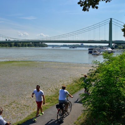 Köln - Grüngürtel Rundweg - Rodenkirchener Brücke