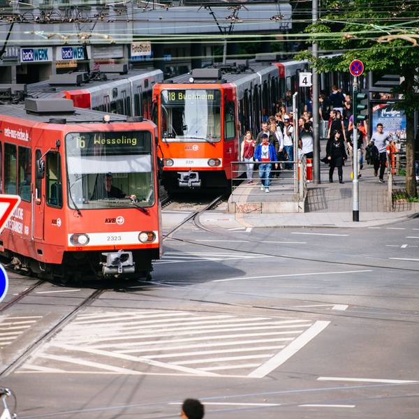 KVB - Stadtbahn - Barbarossaplatz