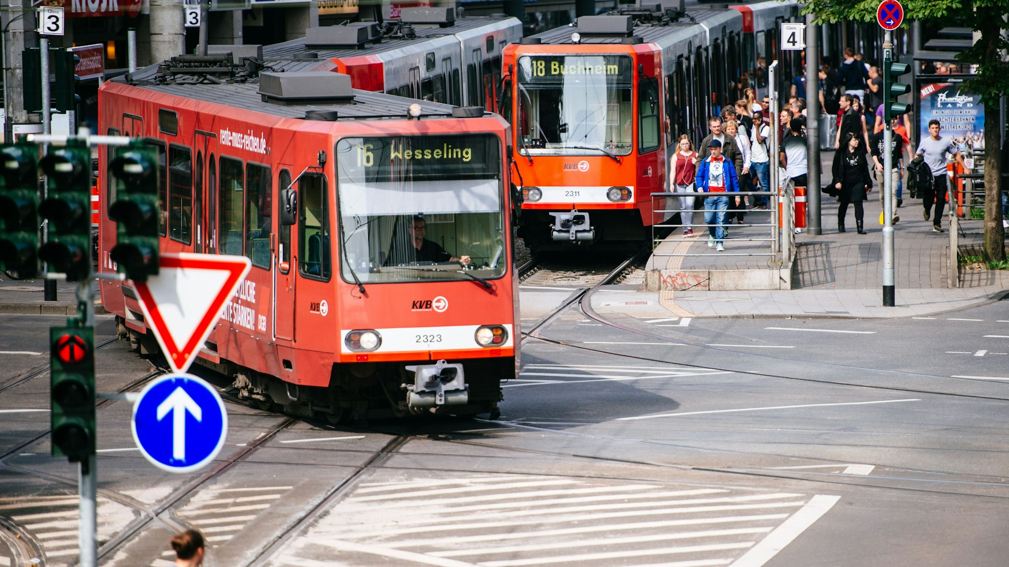 KVB - Stadtbahn - Barbarossaplatz
