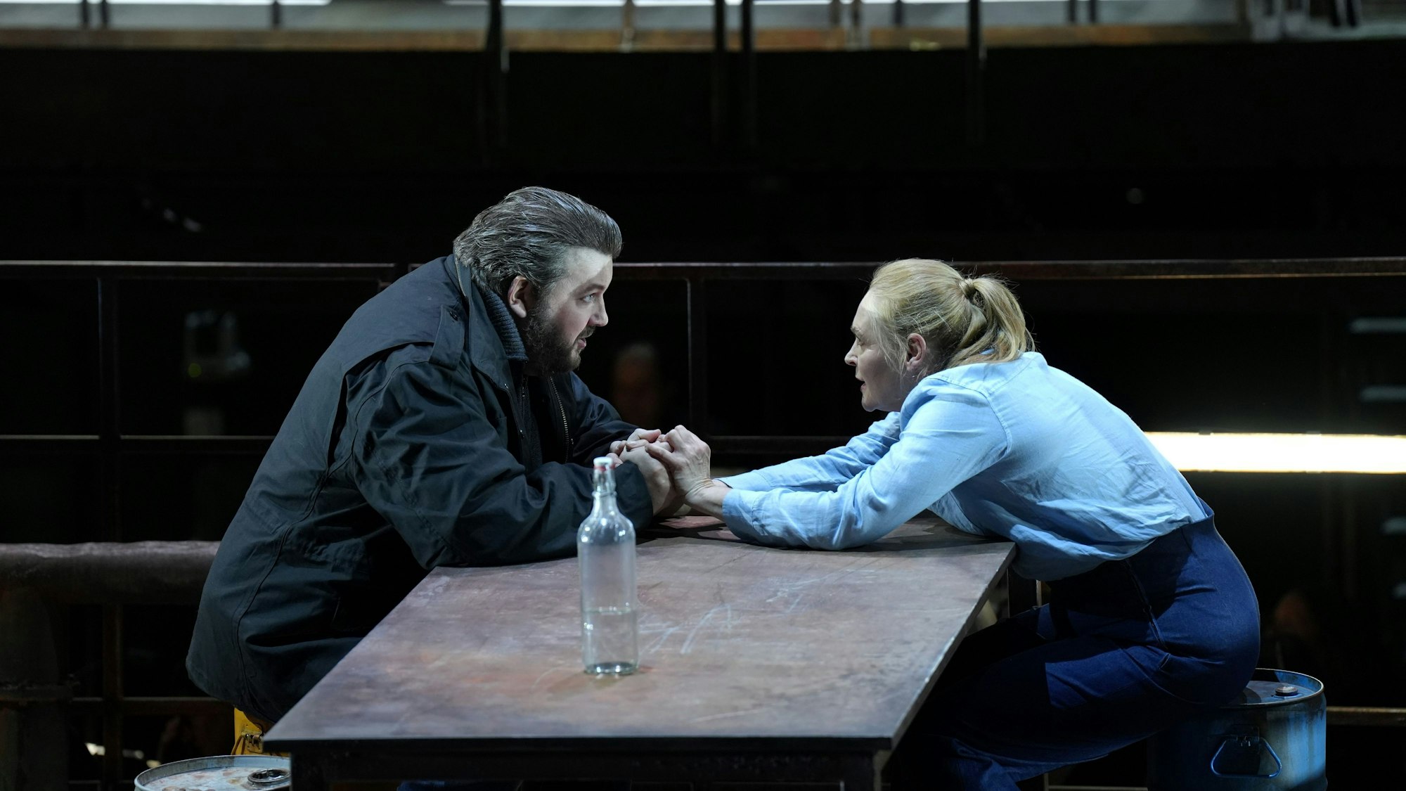 Der Holländer (James Rutherford) und Senta (Ingela Brimberg).
