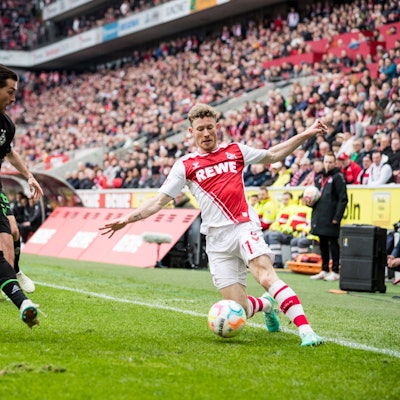 DFL 1. FC Koeln - Borussia Moenchengladbach, 02.04.2023 Nico Elvedi Borussia Moenchengladbach, 30, Florian Kainz 1. FC Koeln, 11 1. Fussball Bundesliga, 1. FC Koeln - Borussia Moenchengladbach, Koeln, Rheinenergiestadion DFL REGULATIONS PROHIBIT ANY USE OF PHOTOGRAPHS AS IMAGE SEQUENCES AND/OR QUASI-VIDEO. *** DFL 1 FC Koeln Borussia Moenchengladbach, 02 04 2023 Nico Elvedi Borussia Moenchengladbach, 30 , Florian Kainz 1 FC Koeln, 11 1 Football Bundesliga, 1 FC Koeln Borussia Moenchengladbach, Koeln, Rheinenergiestadion DFL REGULATIONS PROHIBIT ANY USE OF PHOTOGRAPHS AS IMAGE SEQUENCES AND OR QUASI VIDEO Copyright: xBEAUTIFULxSPORTS/Wunderlx