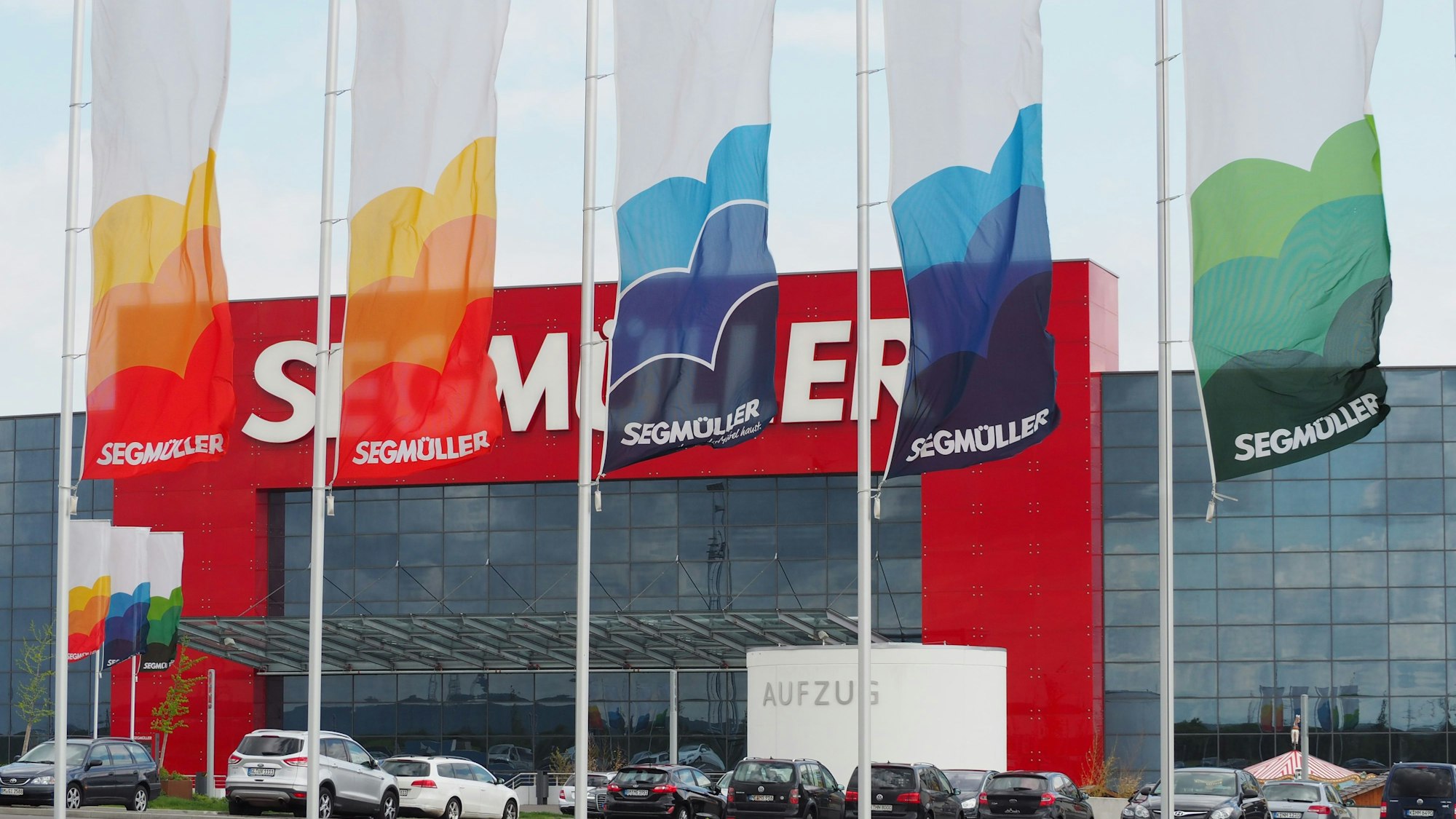 Das Möbelhaus Segmüller in Pulheim.
