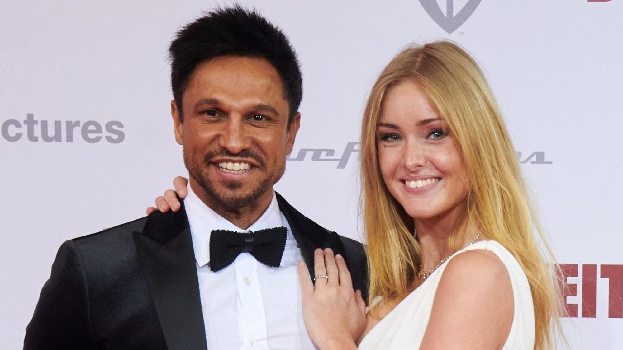 Daniel Aminati, Fernsehmoderator, kommt mit seiner Partnerin Patrice Eva Fischer zur Weltpremiere des Films «Die Hochzeit» im Zoo Palast. (zu dpa "Moderator Daniel Aminati wird Vater") +++ dpa-Bildfunk +++