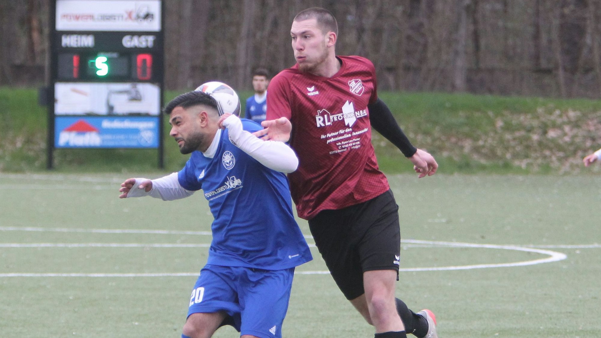 Florian Holschbach (rechts) vom SSV Happerschoß