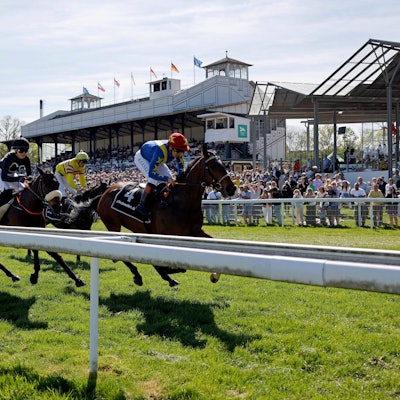 Impression beim FC-Renntag auf der Rennbahn Weidenpesch im Vorjahr.