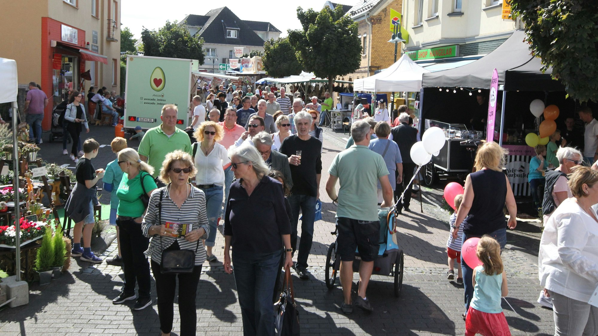 Zahlreiche Besucher sind auf dem „Hangelarer Spektakel“