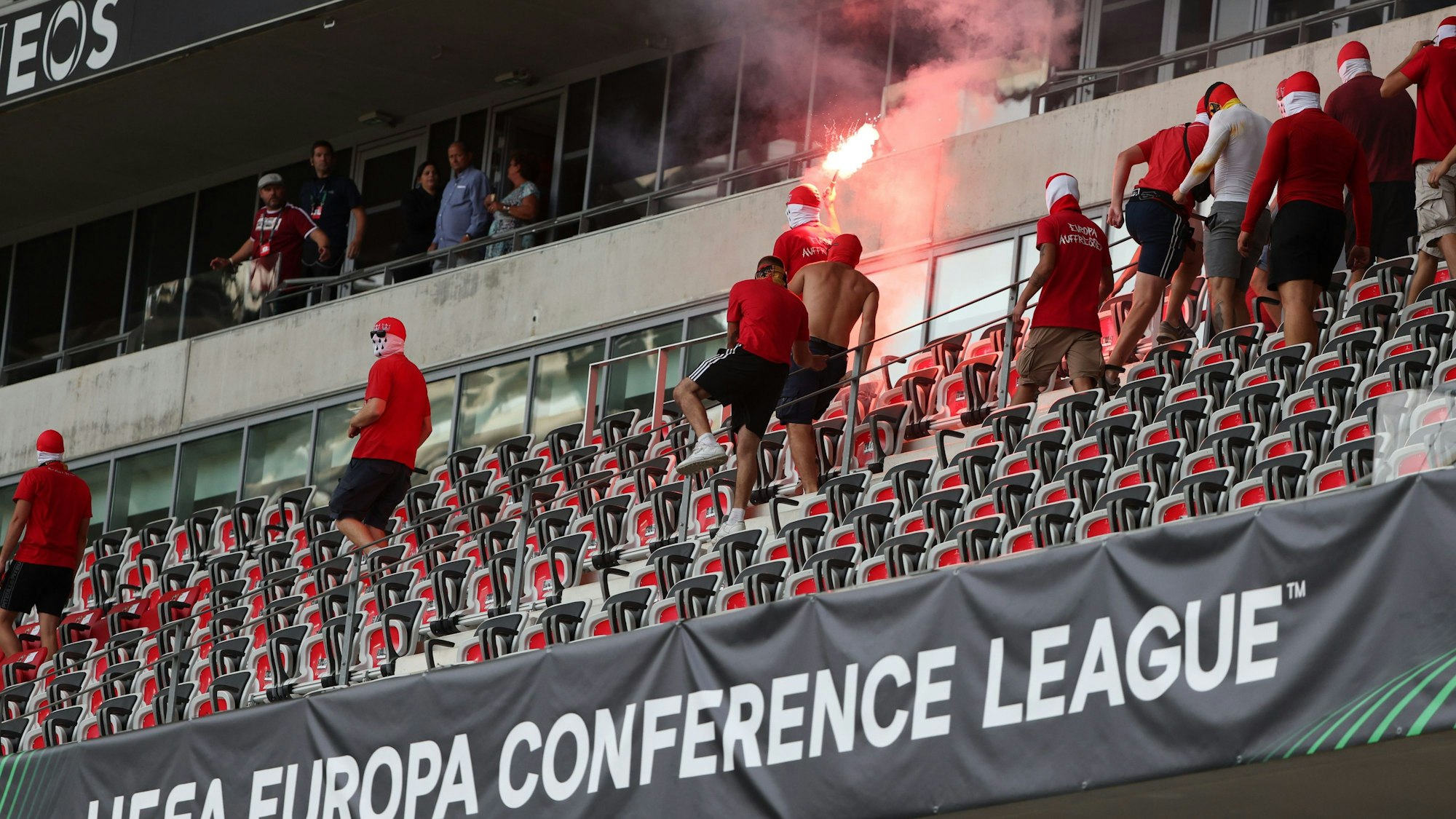 Die Bilder aus Nizza haben viele unbeteiligte Besucher im Stadion schockiert.