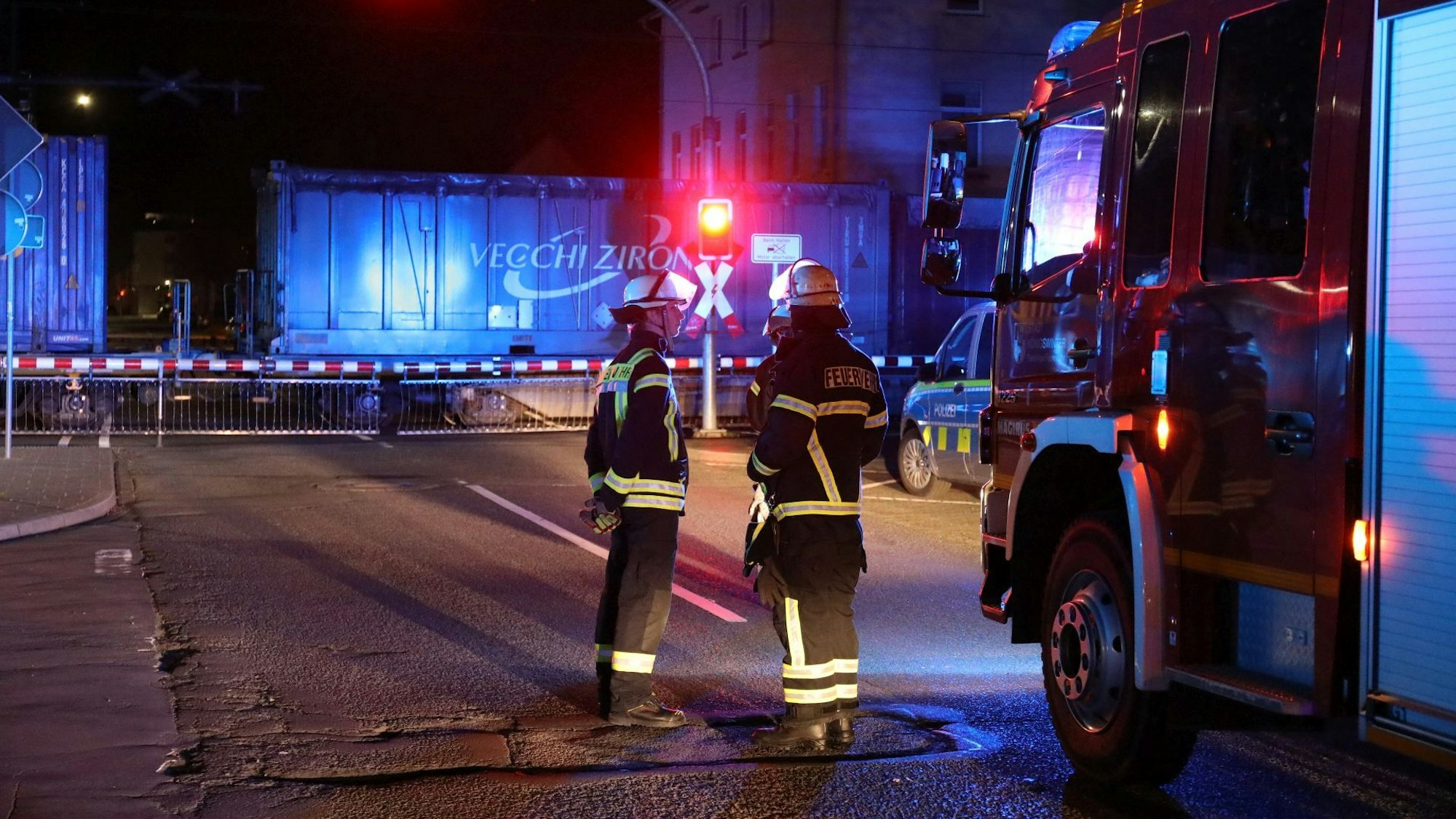 Großeinsatz an der Bahnsstrecke im Siebengebirge.