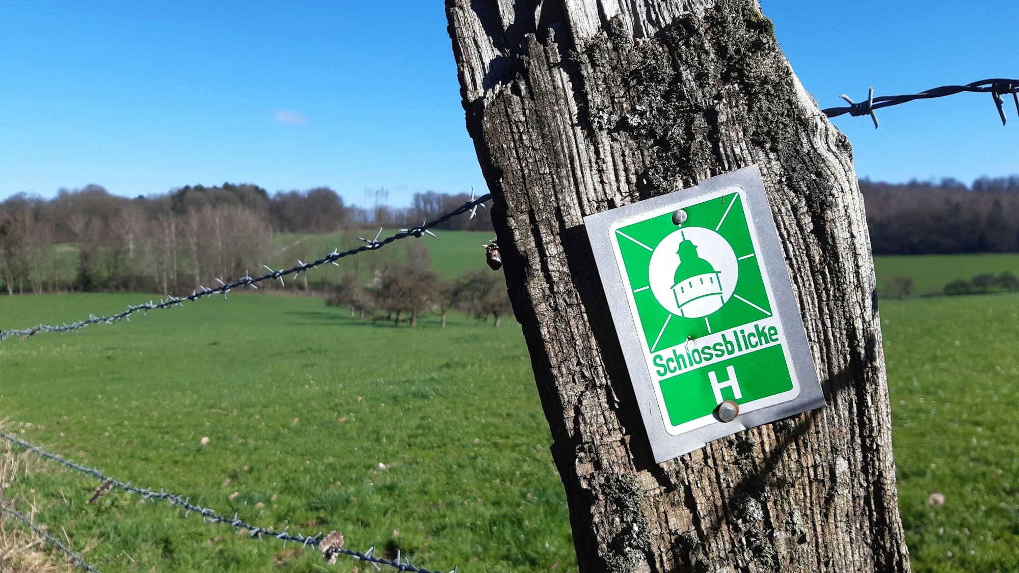 Wanderschild auf der Schlossblicke-Tour