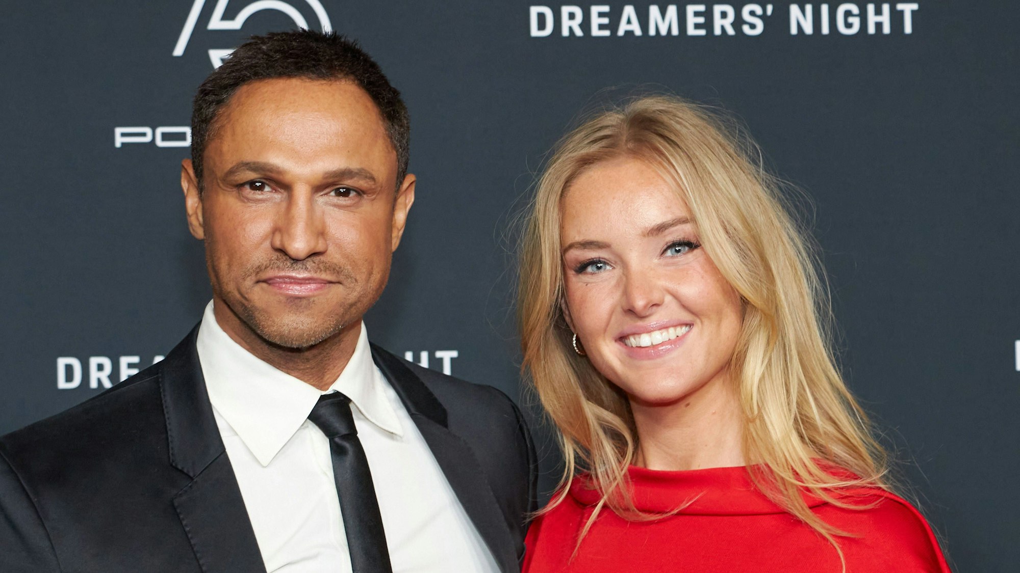 Daniel Aminati mit Ehefrau Patrice Eva bei einem Auftritt bei der Dreamers Night im DRIVE Volkswagen Group Forum Berlin am 25.01.2023.
