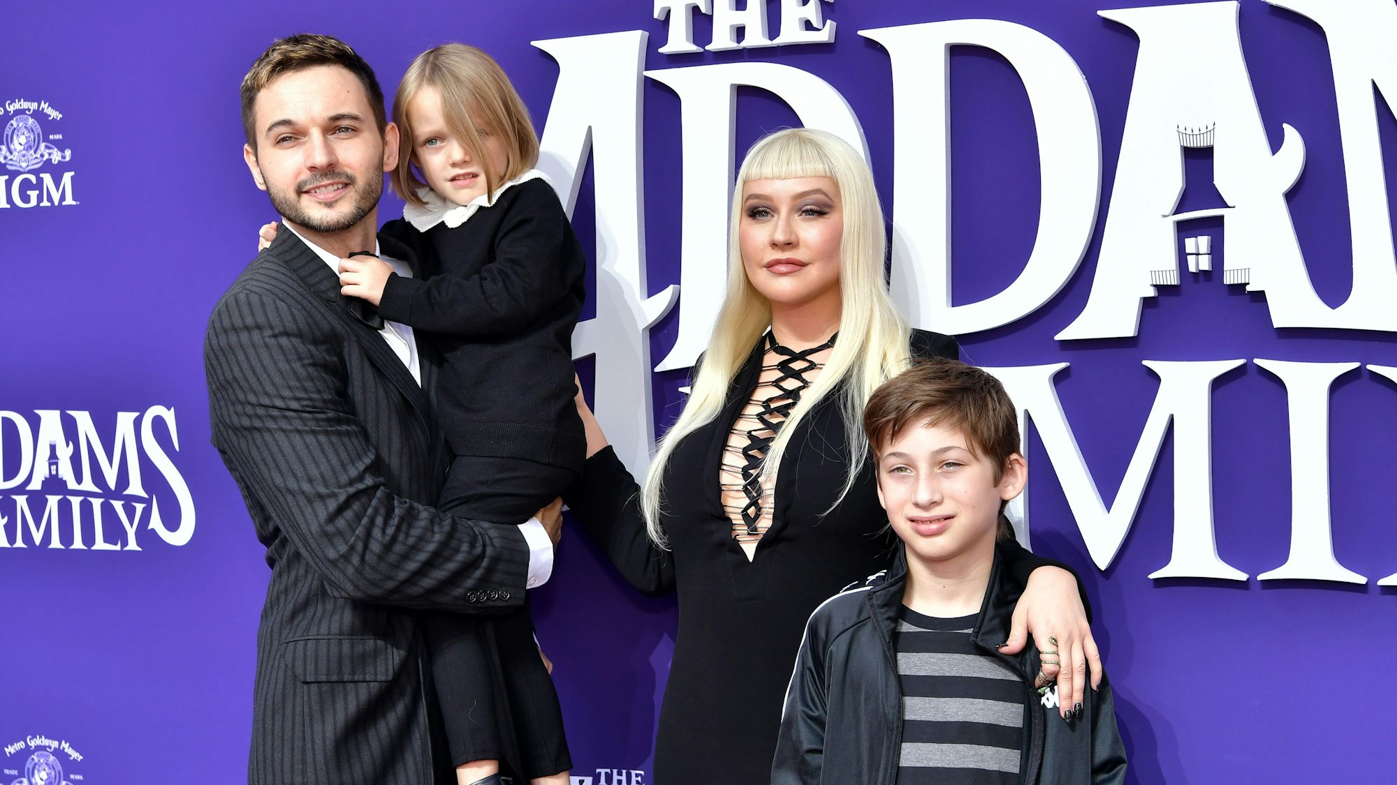 Matthew Rutler, Summer Rain Rutler, Christina Aguilera und Max Bratman bei einer Filmpremiere im Jahre 2019.