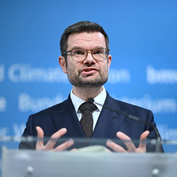 Marco Buschmann (FDP), Bundesminister der Justiz, spricht bei einem Pressestatement zum Kabinettbeschluss zur Novelle des Kartell- und Wettbewerbsrechts.