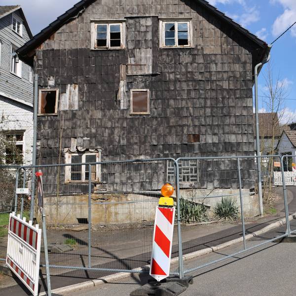 Einsturzgefährdetes Haus Dreibholz.