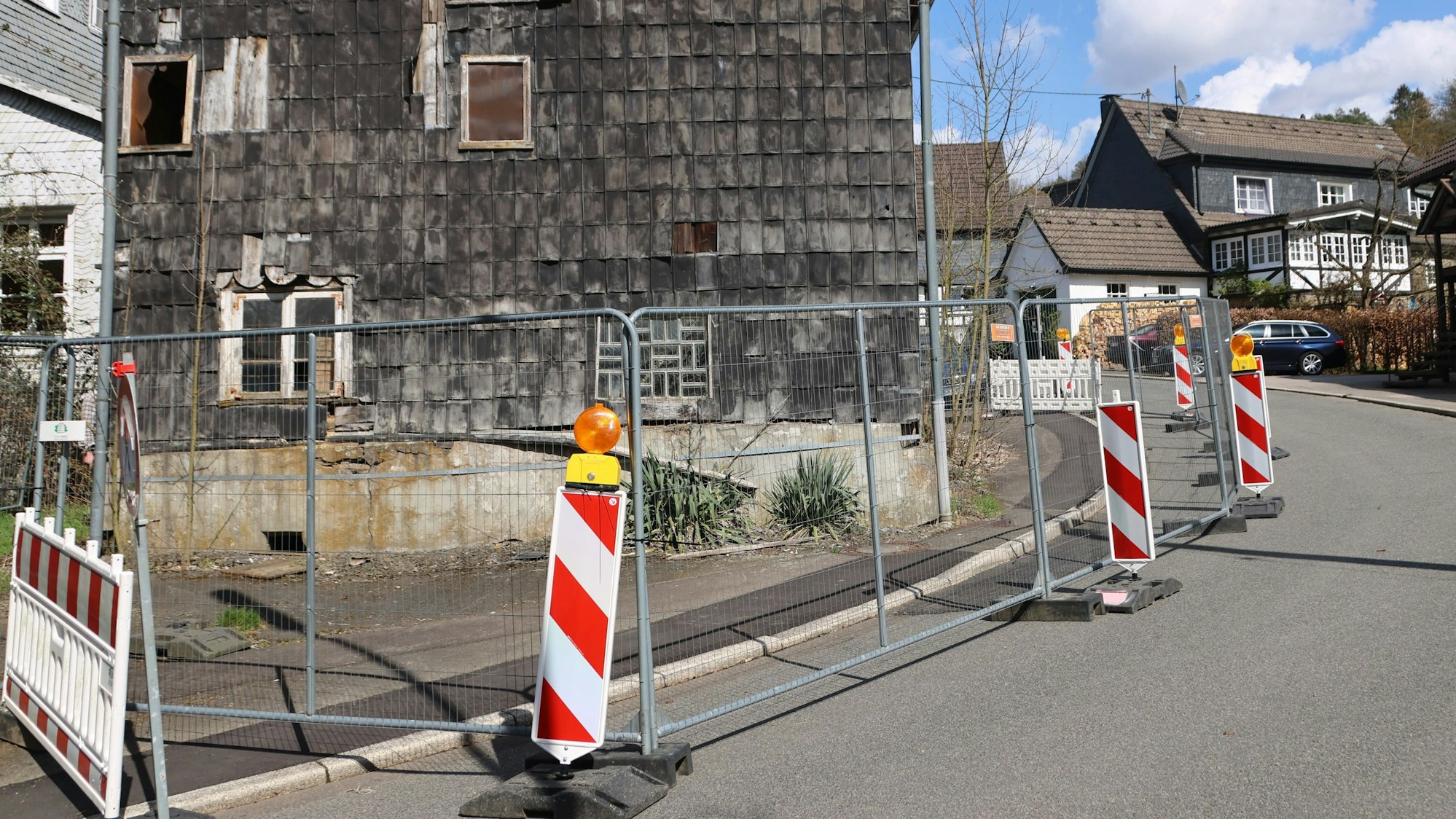Einsturzgefährdetes Haus Dreibholz.