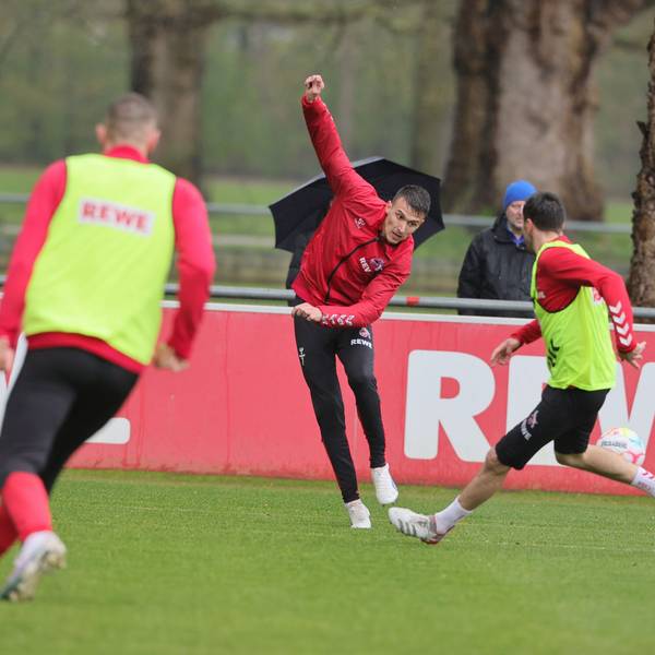 1. FC Köln, Training, Mitte: Dejan Ljubicic (1. FC Köln). 12.04.2023, Bild: Herbert Bucco