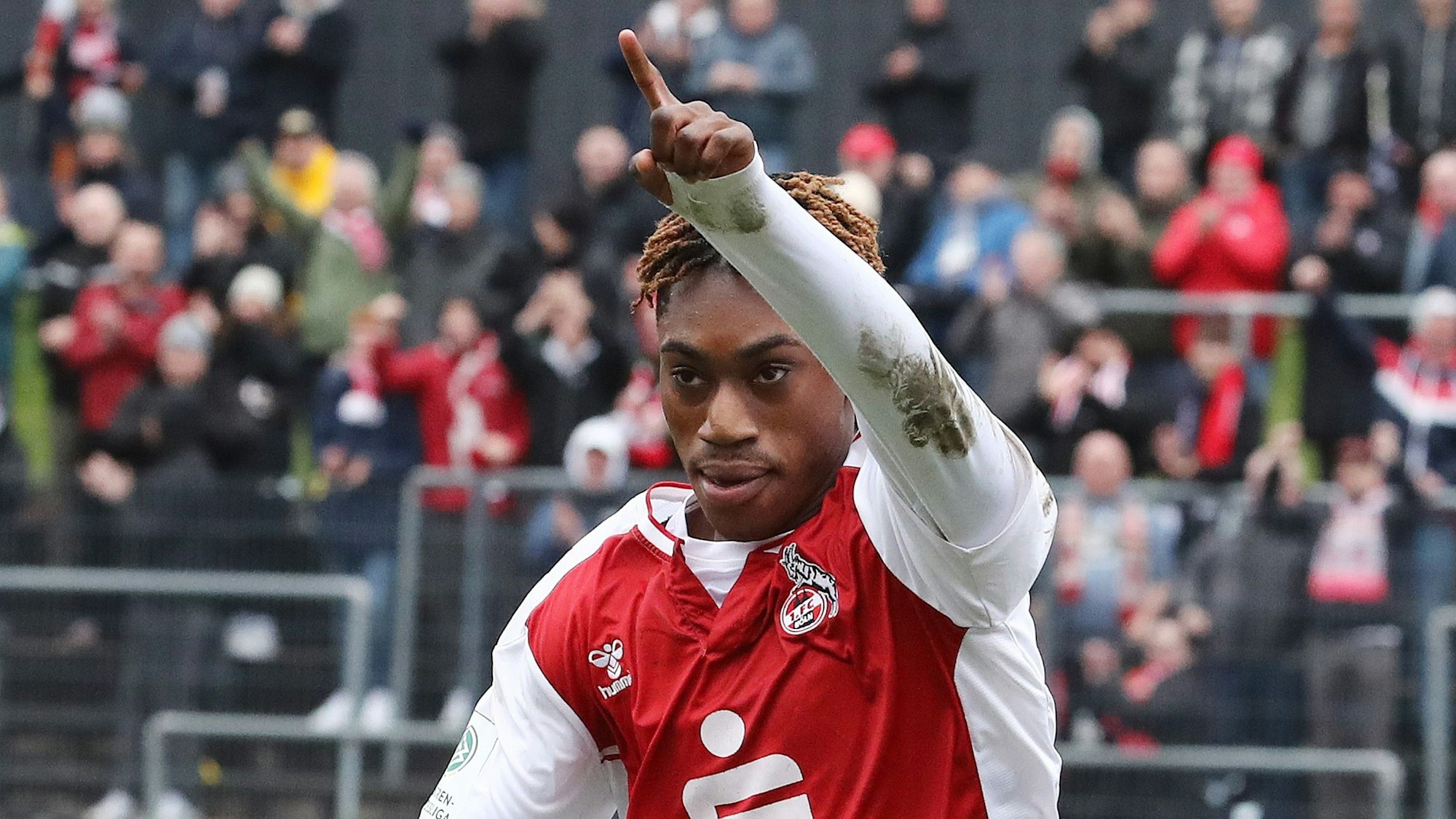 1.FC Köln U19 vs. Hertha BSC Berlin U19, DFB Pokal Halbfinale, Jubel nach dem Treffer zum 1:0 durch Justin Diehl (1. FC Köln), 03.04.2023, Bild: Herbert Bucco