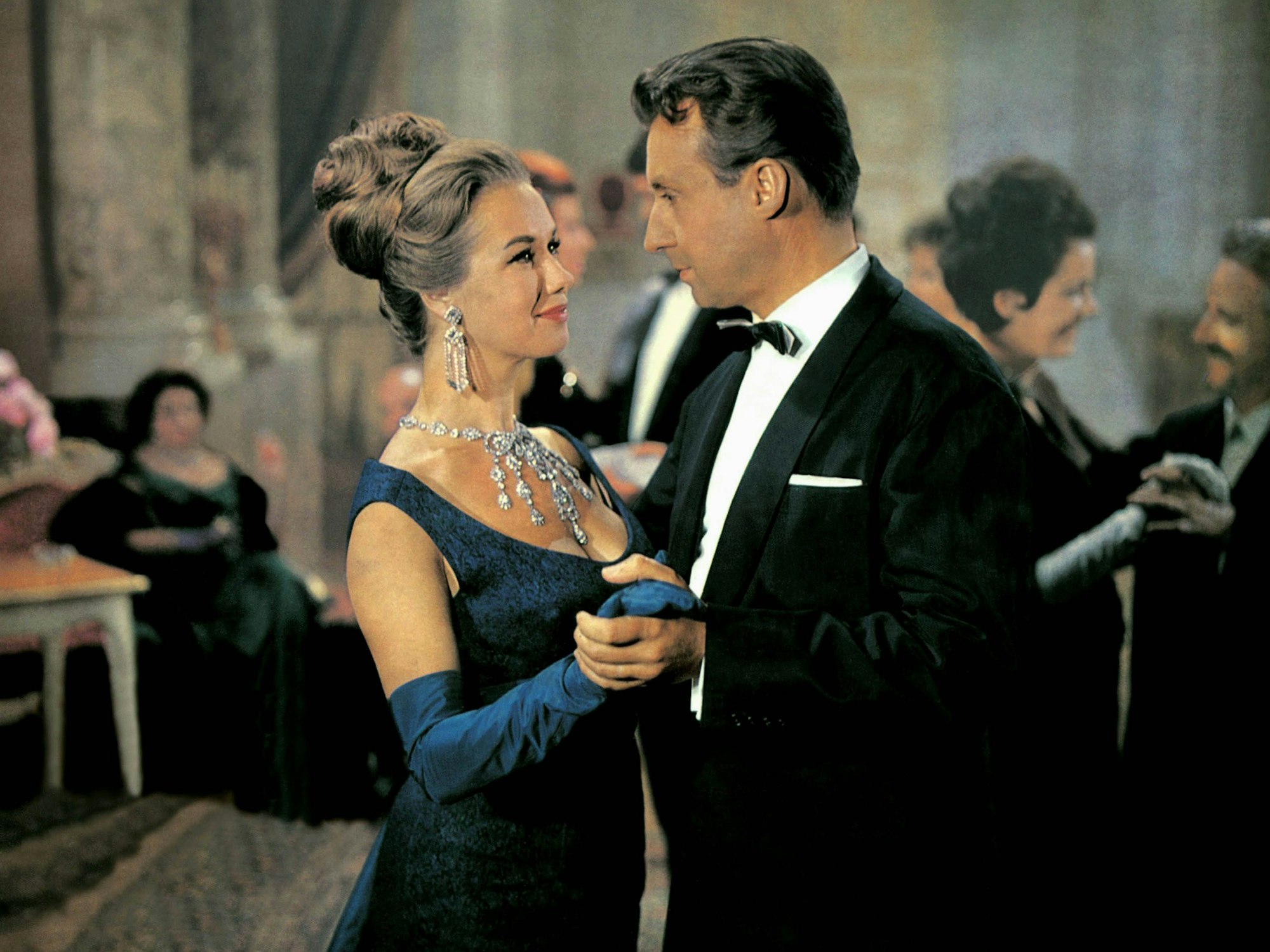 Maria Sebaldt in „Charley's Tante“ (1963) neben Peter Alexander.