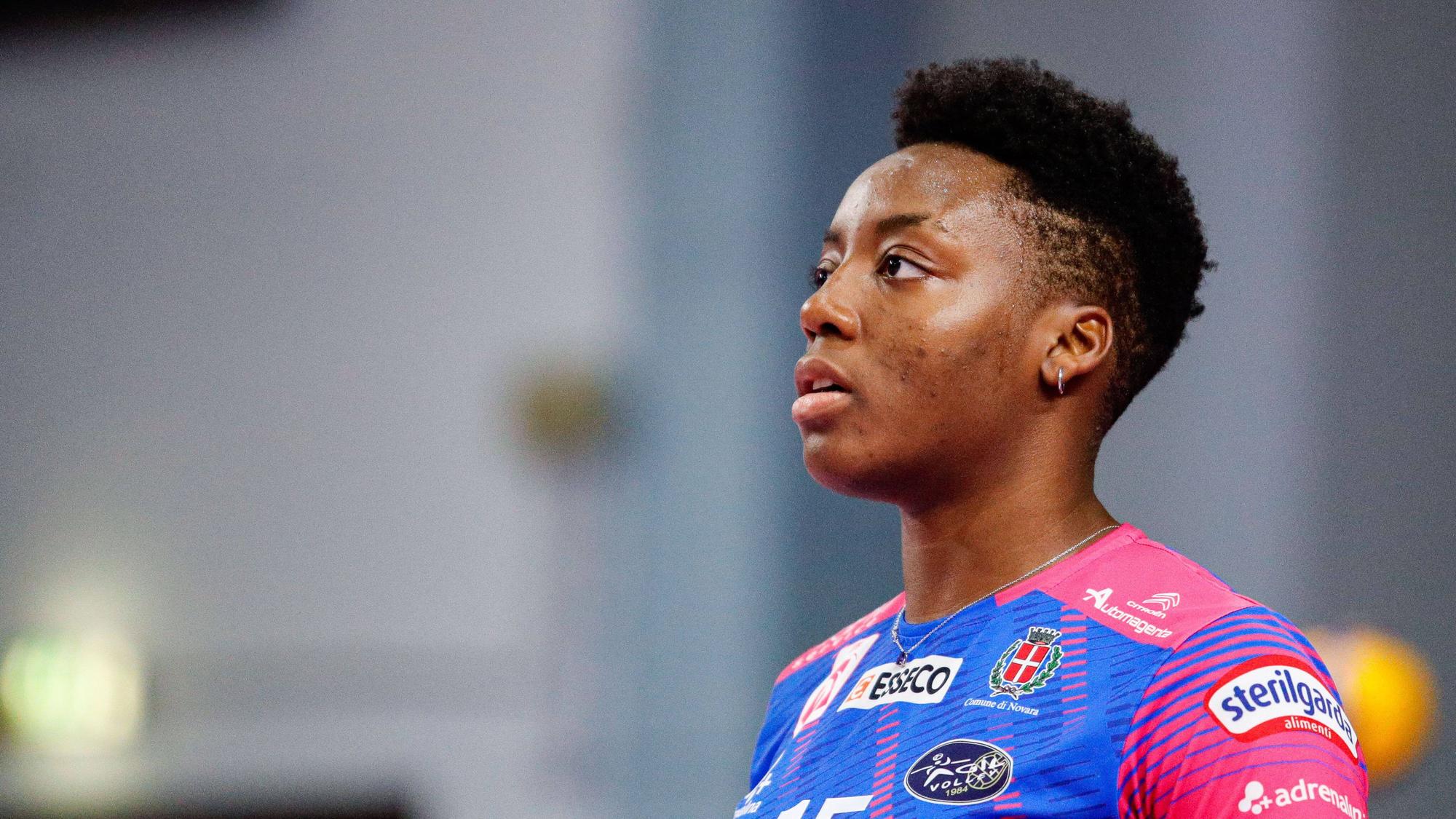 Julia Ituma vom Team Igor Volley Novara während eines Spieles im November 2022. Das Volleyball-Talent starb in Istanbul nach einem Sturz aus dem sechsten Stock. (Archivbild)