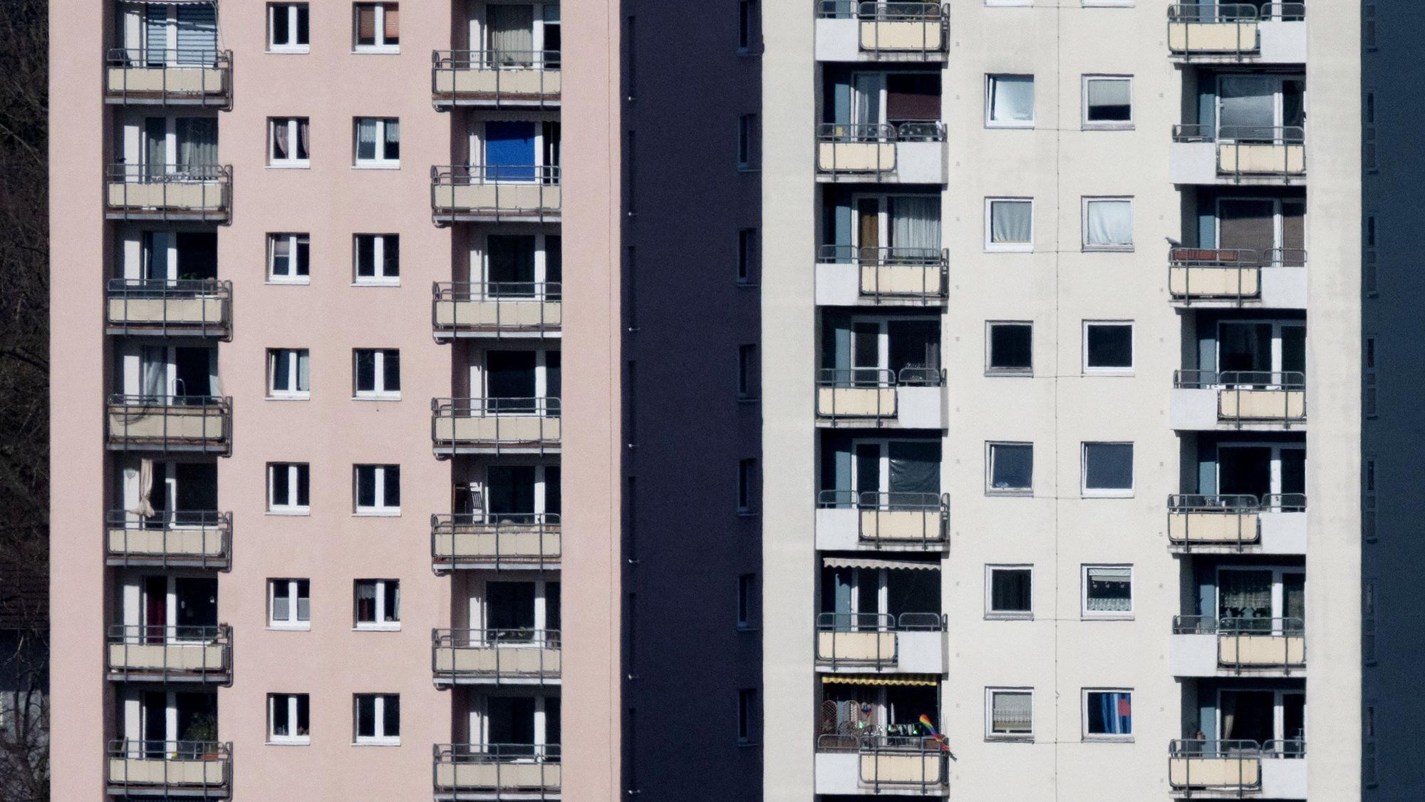 In Bestands- und in Neubauwohnungen steigen die Angebotsmieten.