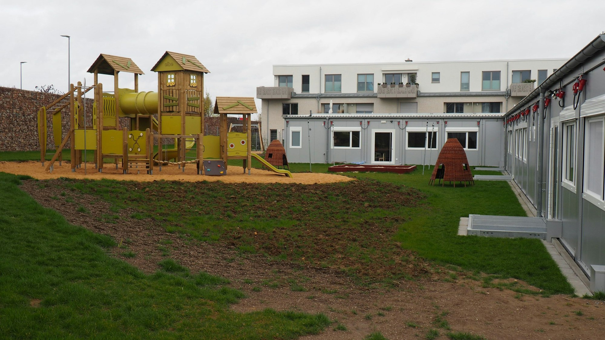 Blick auf das Gelände der Kita Kleine Riesen.