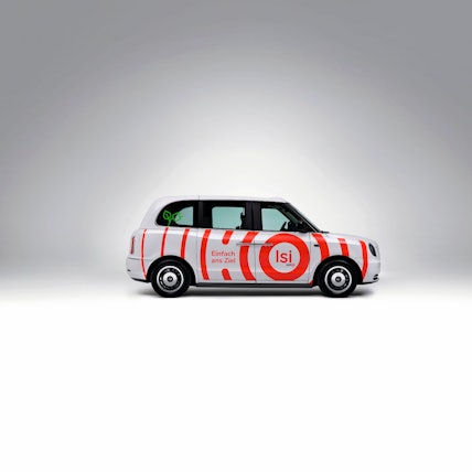 In Porz und Nippes: Elektrisch fahrende London Taxis können bisher mit einem KVB-Ticket tagsüber kostenlos gerufen werden.