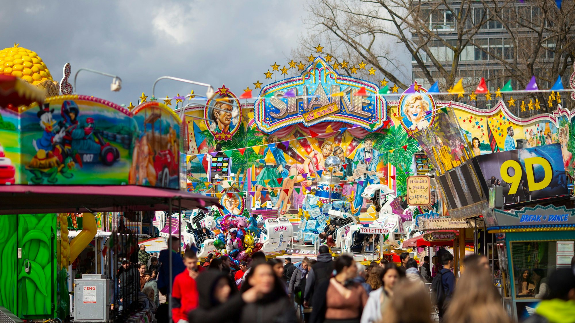 Die Deutzer Osterkirmes ist seit jeher ein Publikumsmagnet.