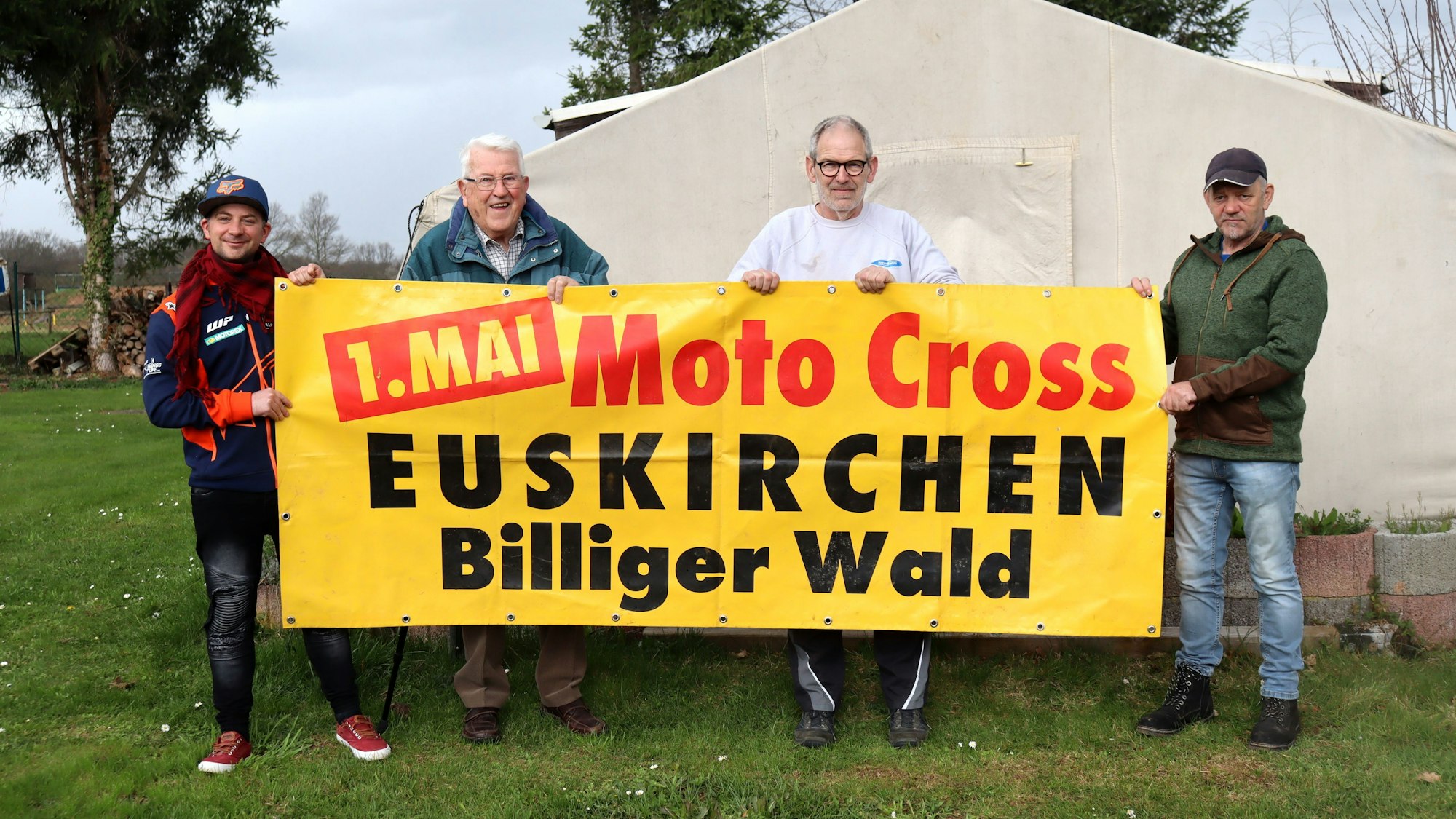 Von links: Stefan Bolde, Hermann-Josef Deutschbein, Wilfried Nücken und Matthias Bolde.