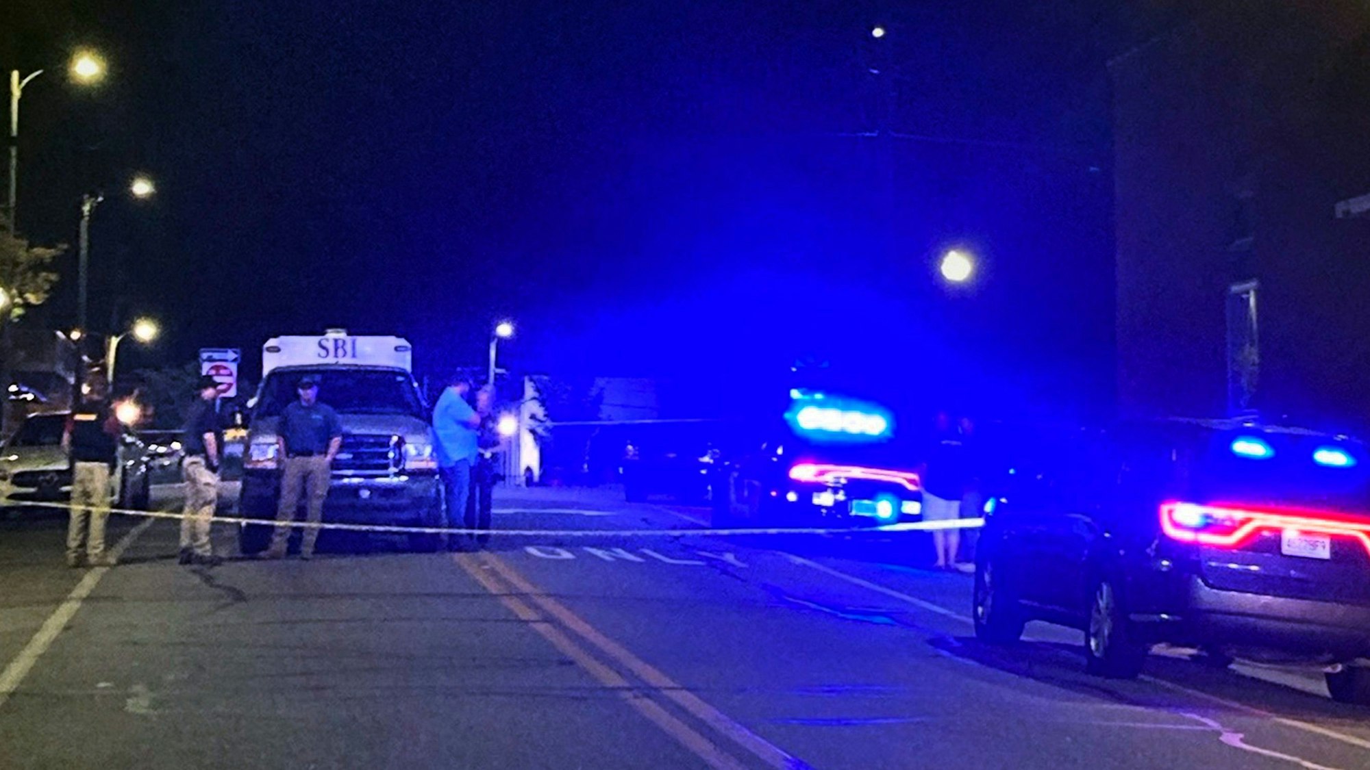 Absperrung am Tatort in der Innenstadt von Dadeville