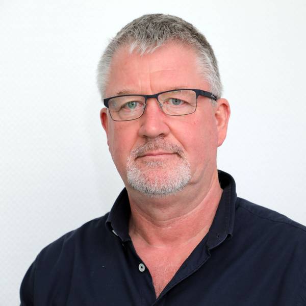 Es ist der Kriminalhauptkommissar Peter Liening zu sehen.
