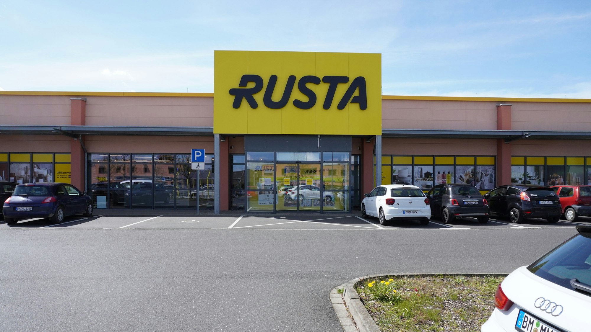 Der schwedische Discounter mit Produkten rund ums Leben zu Hause eröffnet am 20. April eine neue Filiale im Erft-Karree.