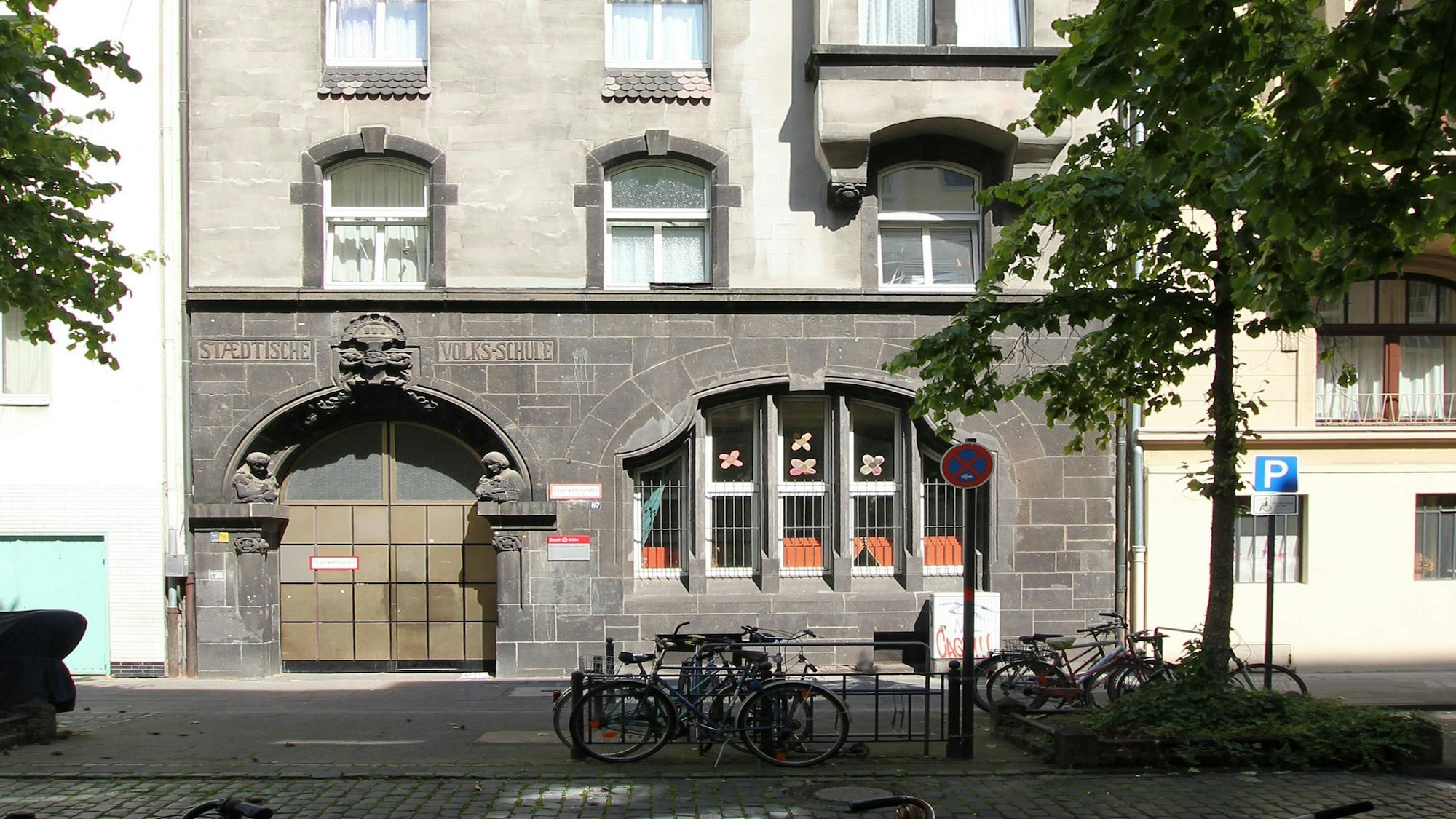 Wasserspender und Toiletten konnten nicht benutzt werden.