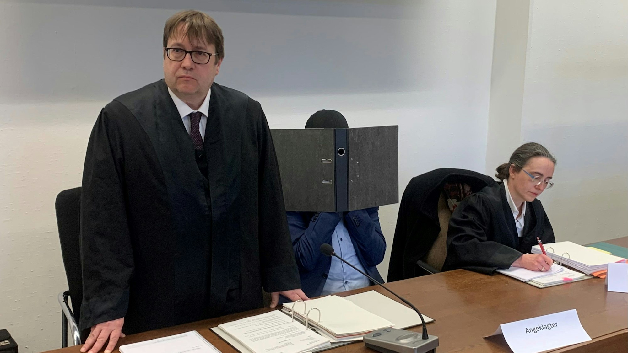 Prozess Babysitter Zollstock