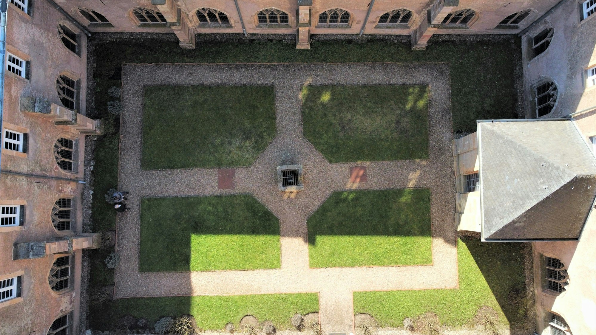 Das Kloster Steinfeld von oben.