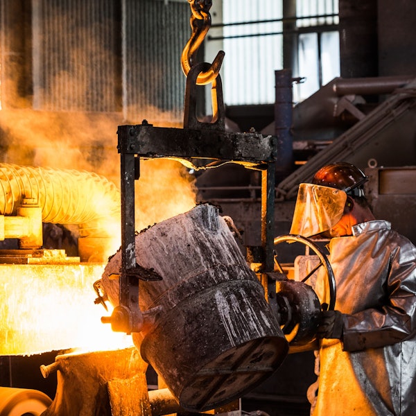 Der Stahlguss ist ein Spektakel mit hohem Schauwert. Für die Betriebsbesichtigung muss man sich anmelden.